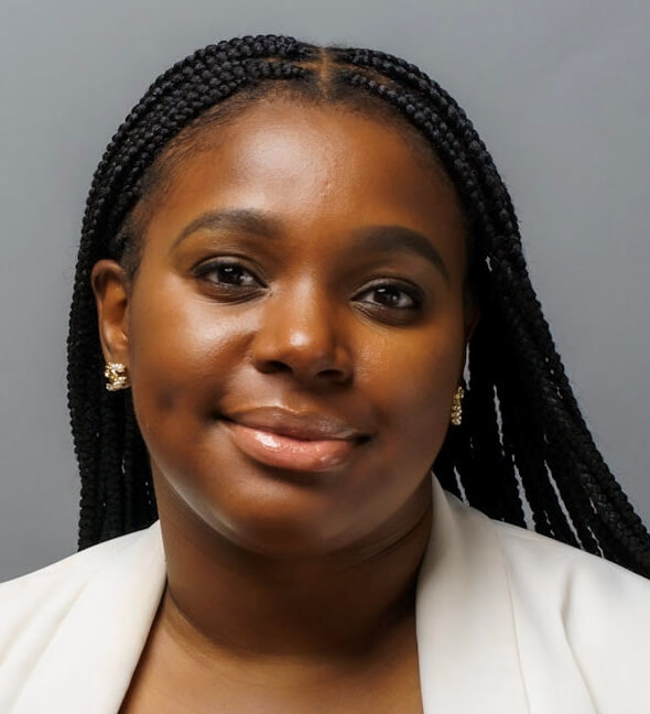 Sharissa_ Bio_ Pic-1