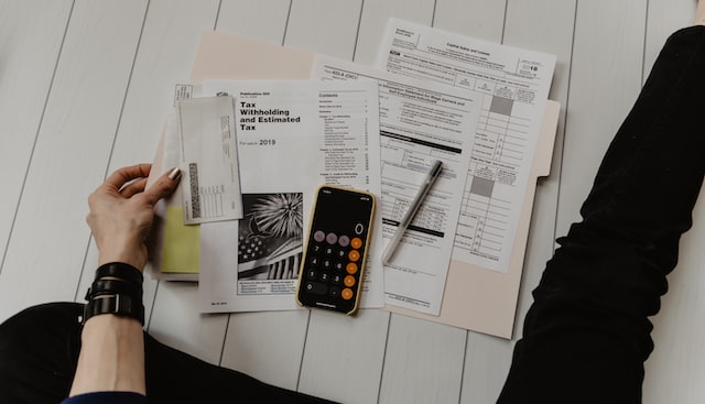tax papers to simplify accounting 