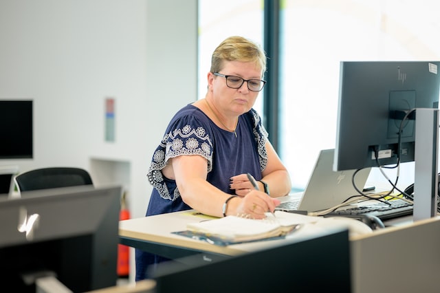 accountant working at desk 